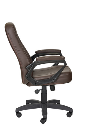 Кресло на колесах Амиго 511 ультра кожзам коричневый крестовина пластик, подлокотники с мягкими накладками,механизм качания