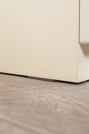 Шкаф угловой Марион 16.339 слоновая кость С341 PE, слоновая кость 6898 ПВХ (собирается на любую сторону)